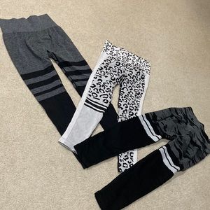 Lot of scrunch butt leggings SHEIN